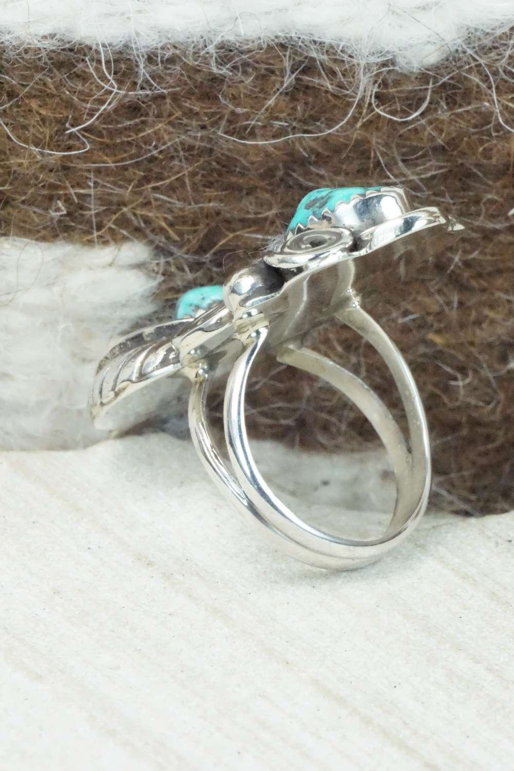Turquoise and Sterling Silver Ring - Kenneth Jones - Size 6.5