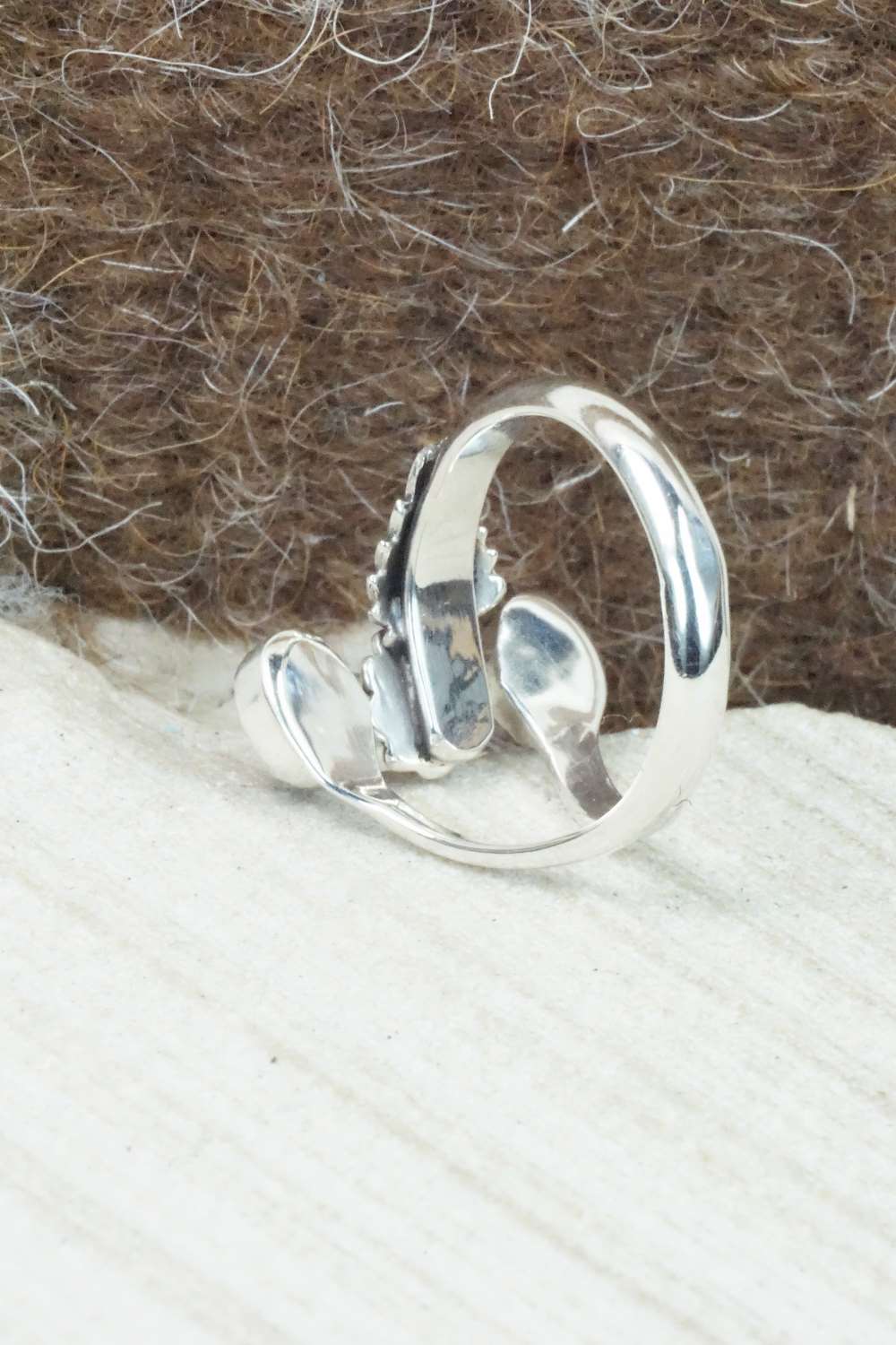 Onyx and Sterling Silver Ring - Roger Pino - Size 6.5