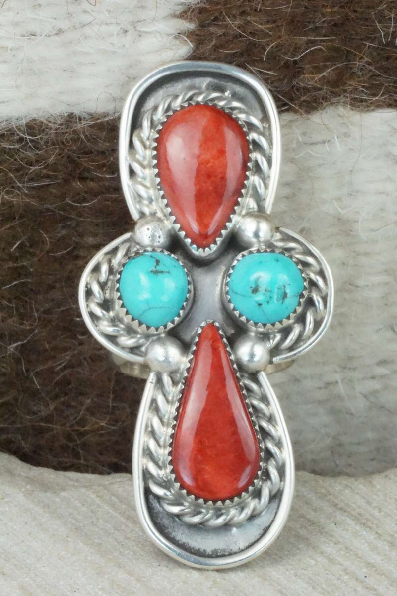 Spiny Oyster, Turquoise & Sterling Silver Ring - Cris Nez - Size 7.25
