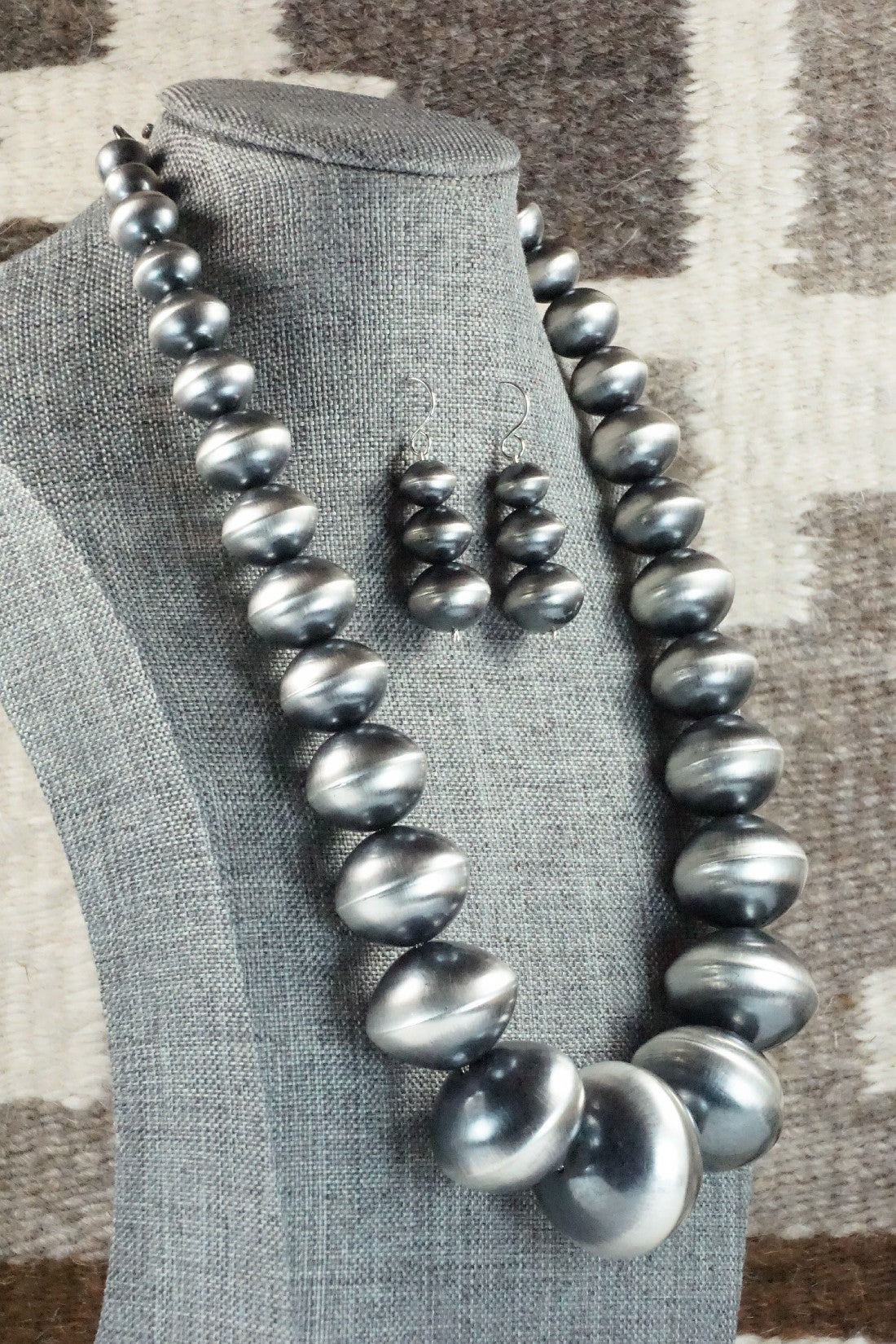 Sterling Silver Navajo Pearl Necklace & Earrings - Tonisha Haley