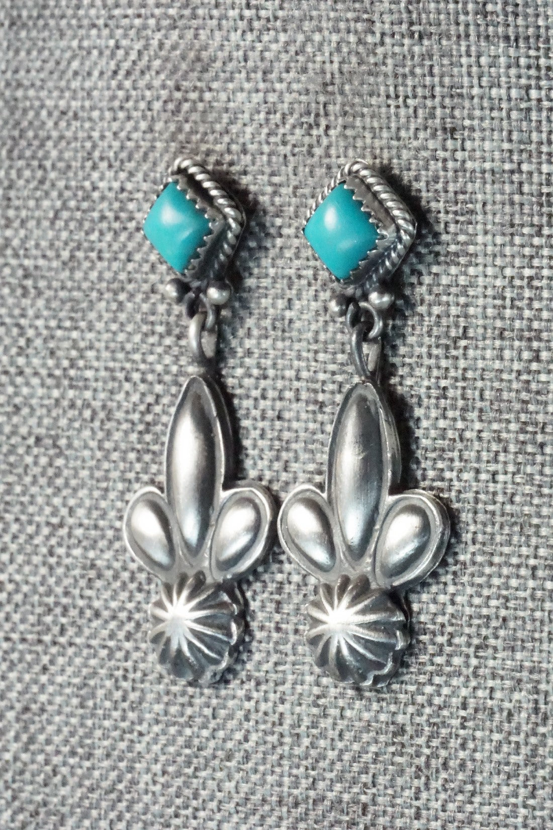 Turquoise & Sterling Silver Earrings - Verley Betone