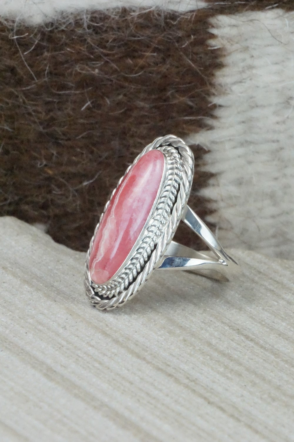 Agate & Sterling Silver Ring - Navajo - Size 7.75