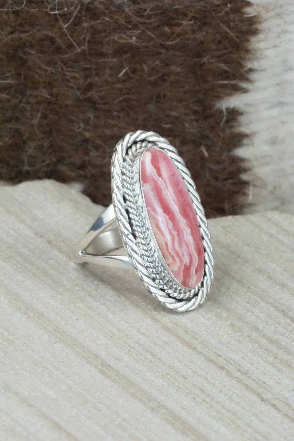 Agate & Sterling Silver Ring - Navajo - Size 7.75