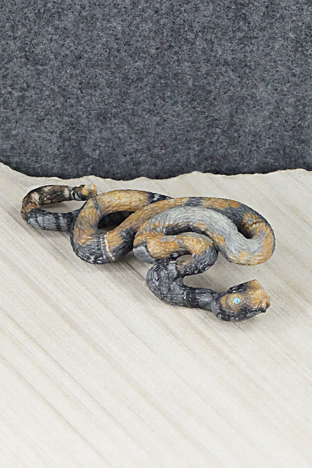 Rattlesnake Zuni Fetish Carving - Travis Lasiloo