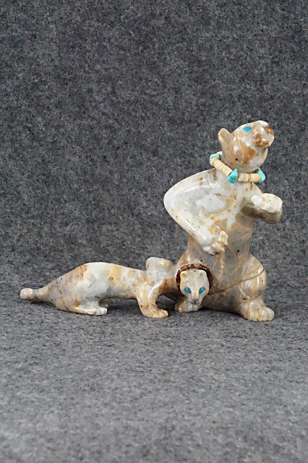 Mountain Lion Zuni Fetish Carving - Albert Eustace
