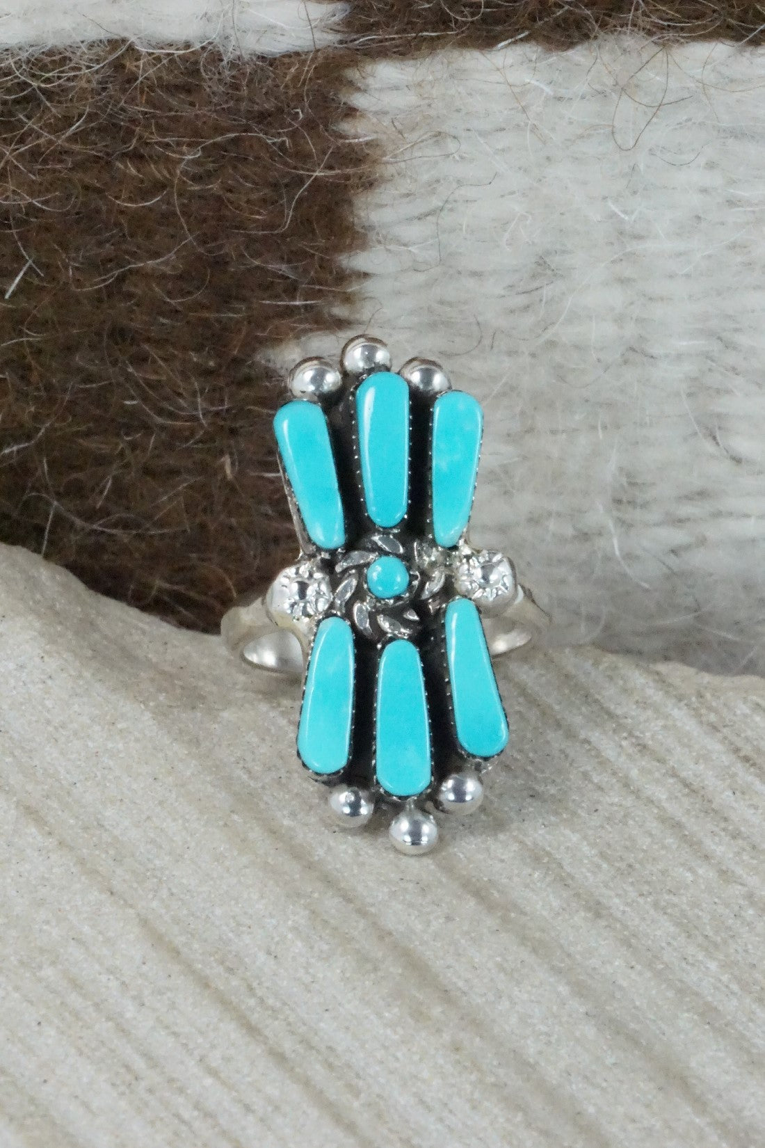 Turquoise & Sterling Silver Ring - Carlene Hattie - Size 6.5
