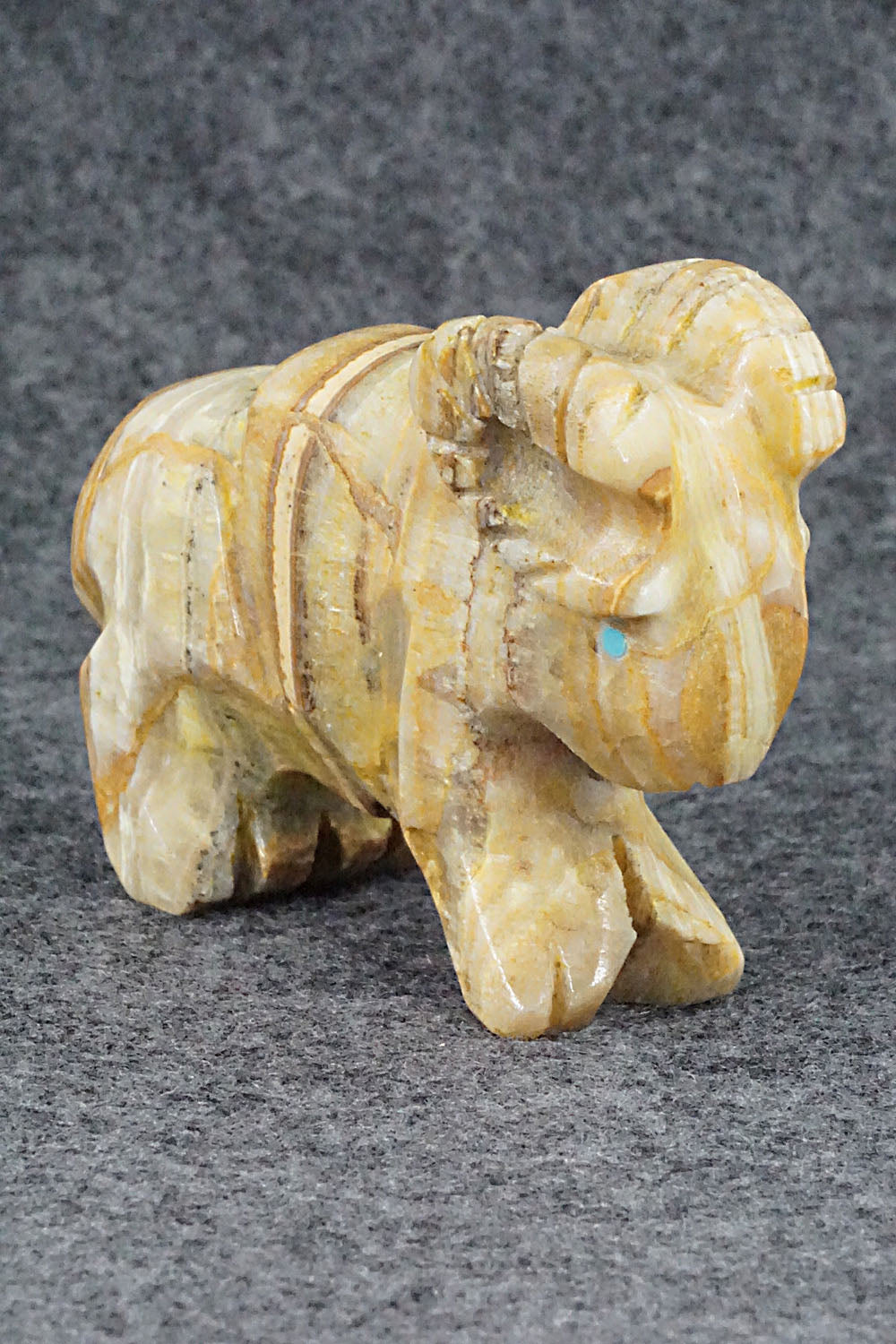 Ram Zuni Fetish Carving - Tony Mackel