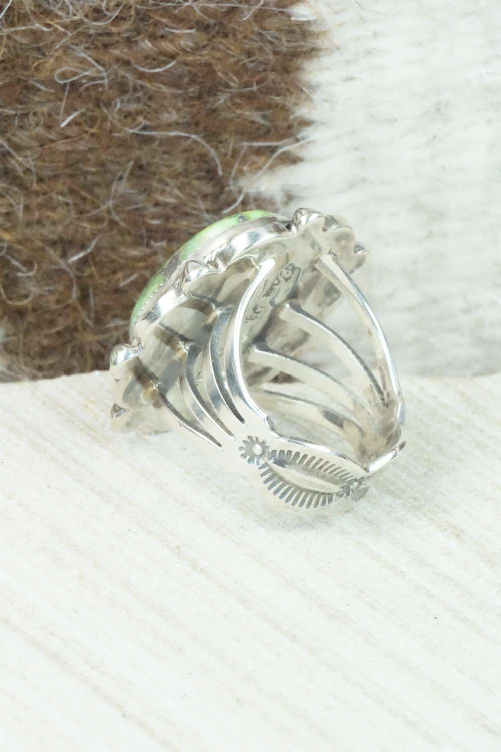Turquoise & Sterling Silver Ring - Tom Lewis - Size 6.5