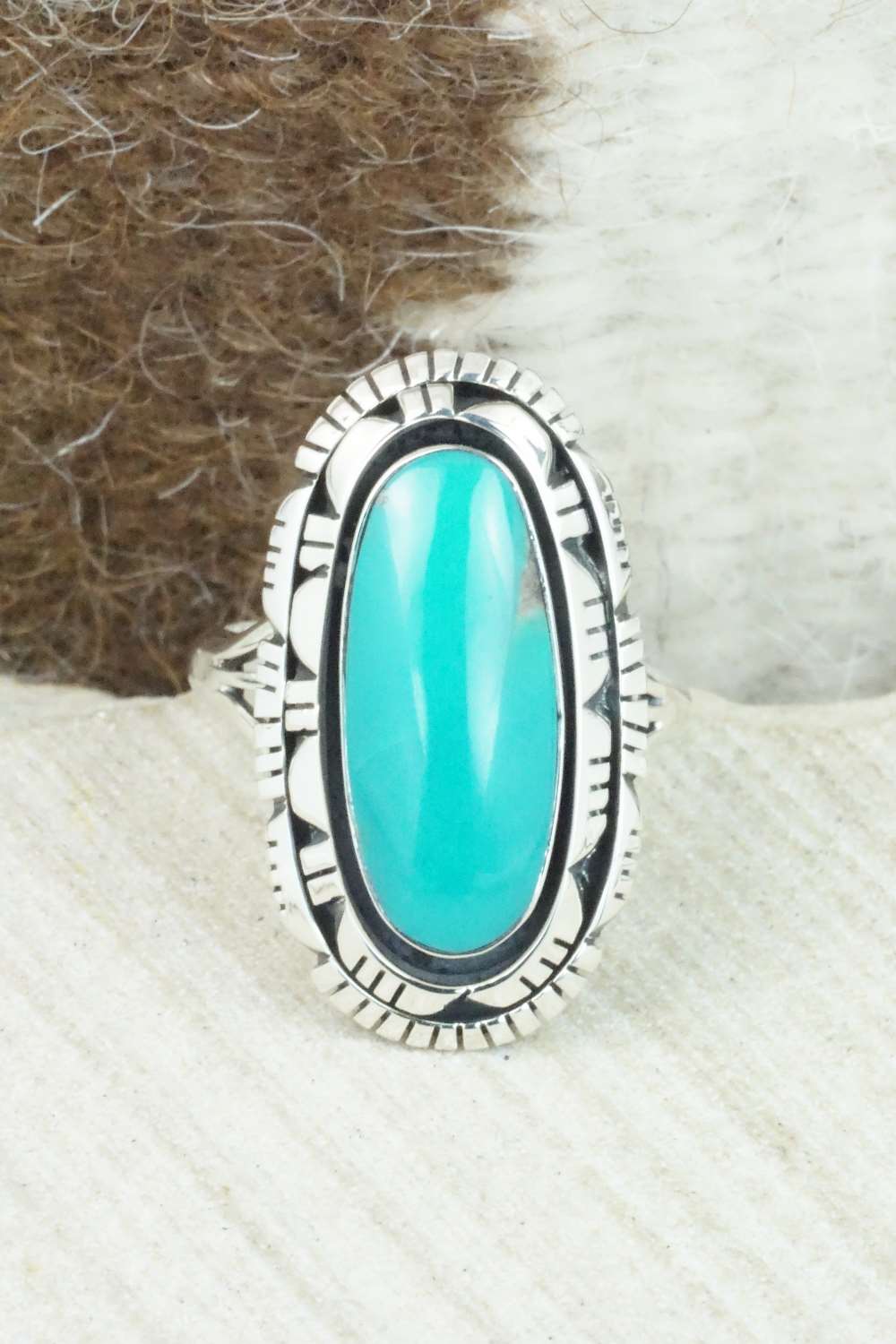 Turquoise and Sterling Silver Ring - Ray Jack - Size 9