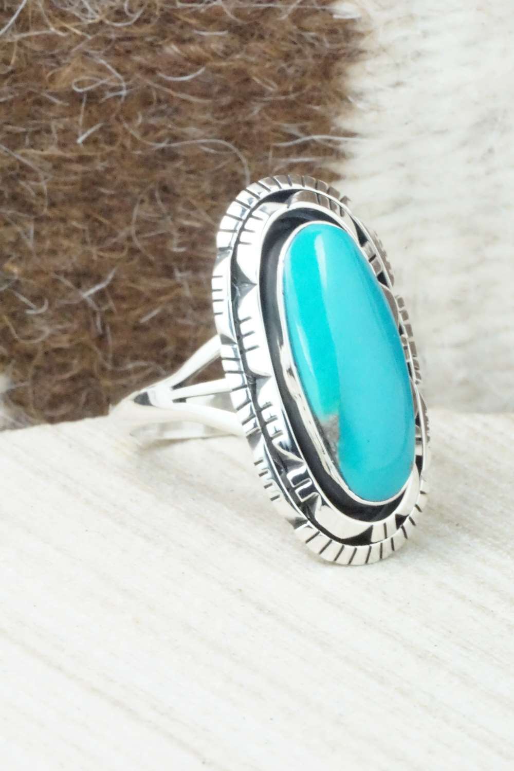 Turquoise and Sterling Silver Ring - Ray Jack - Size 9