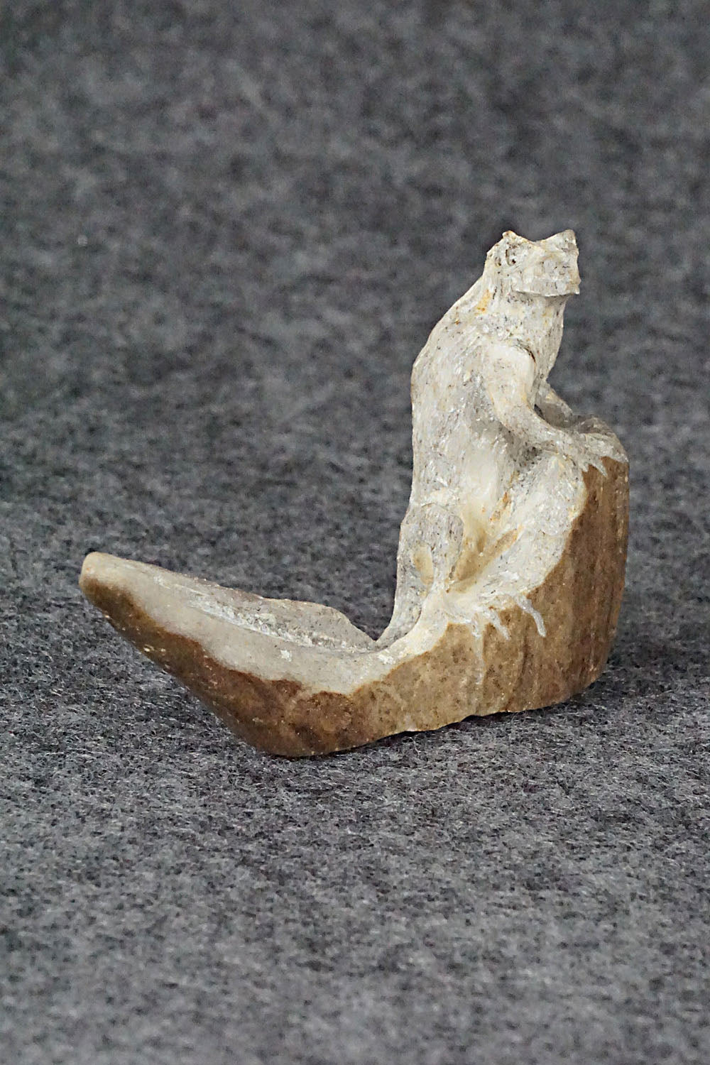 Lizard Zuni Fetish Carving - Lewis Malie Jr.