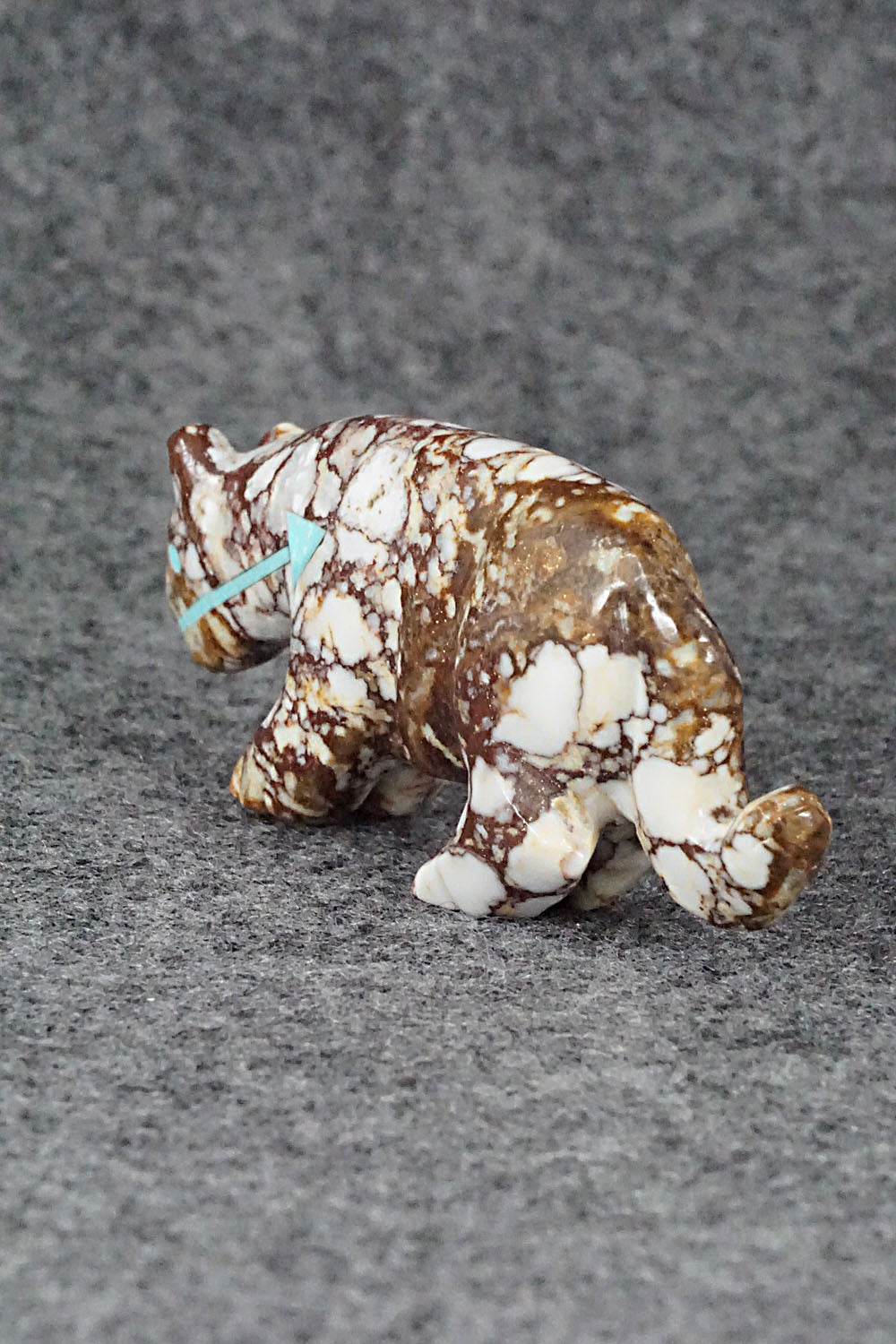 Mountain Lion Zuni Fetish Carving - Andres Quandelacy
