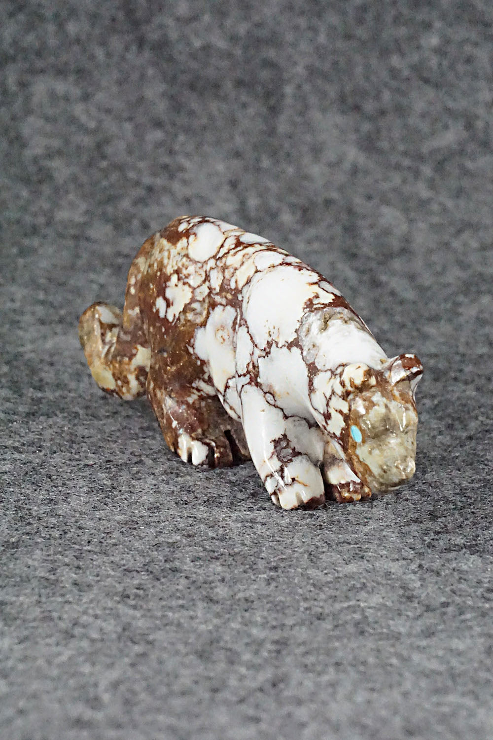 Mountain Lion Zuni Fetish Carving - Andres Quandelacy