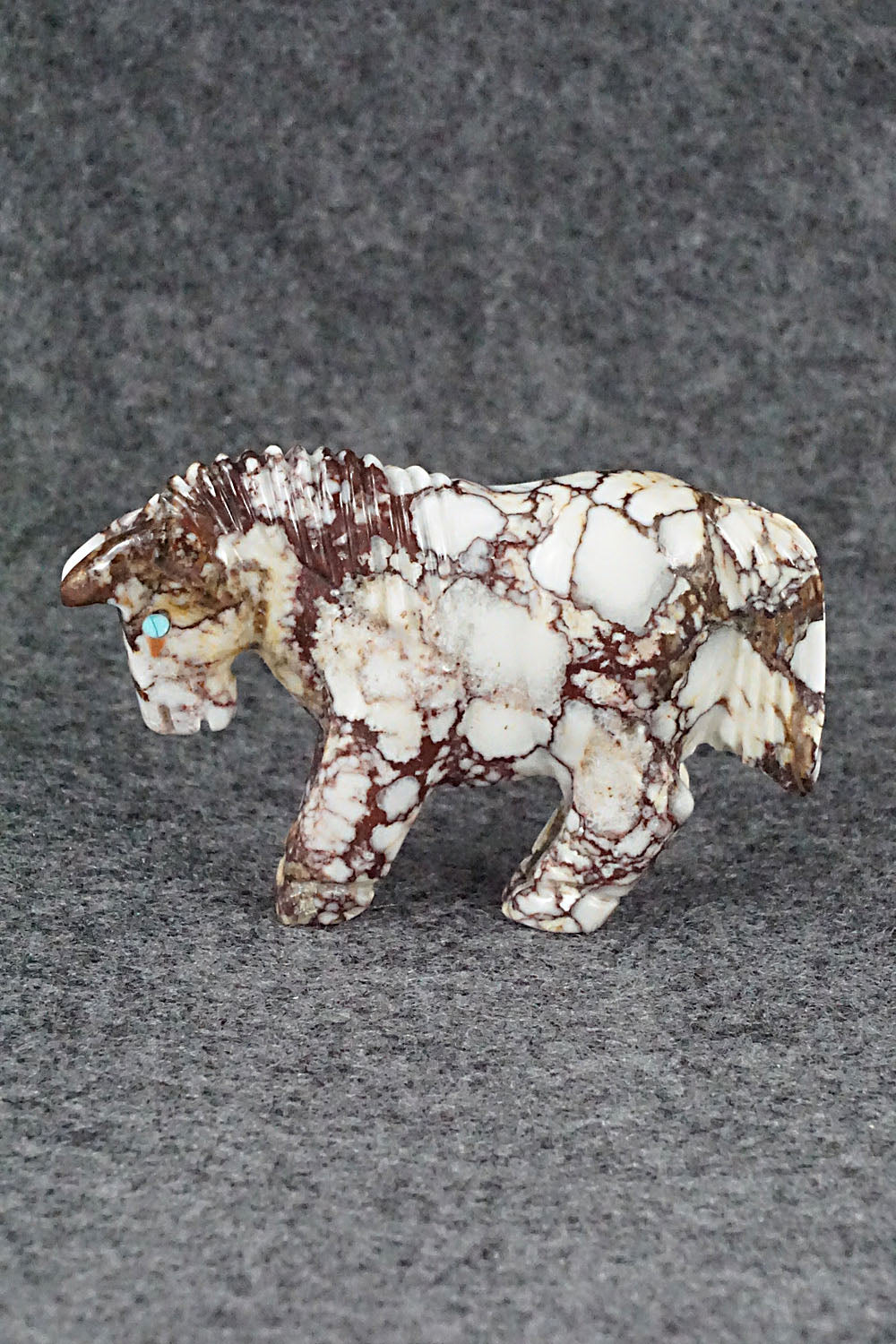 Horse Zuni Fetish Carving - Andres Quandelacy