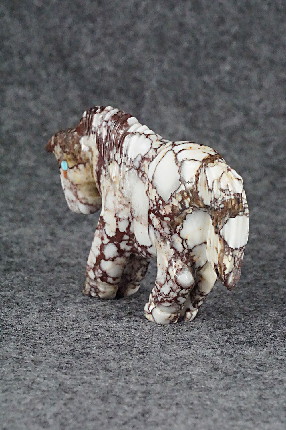 Horse Zuni Fetish Carving - Andres Quandelacy