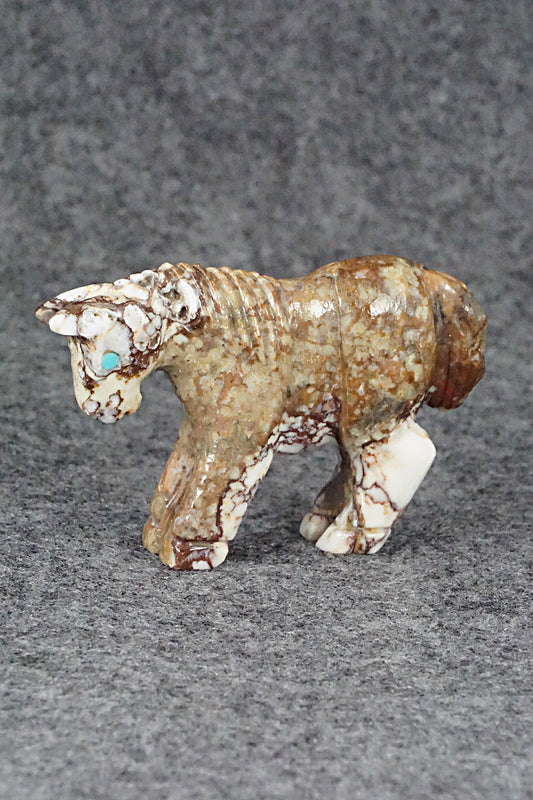 Horse Zuni Fetish Carving - Andres Quandelacy