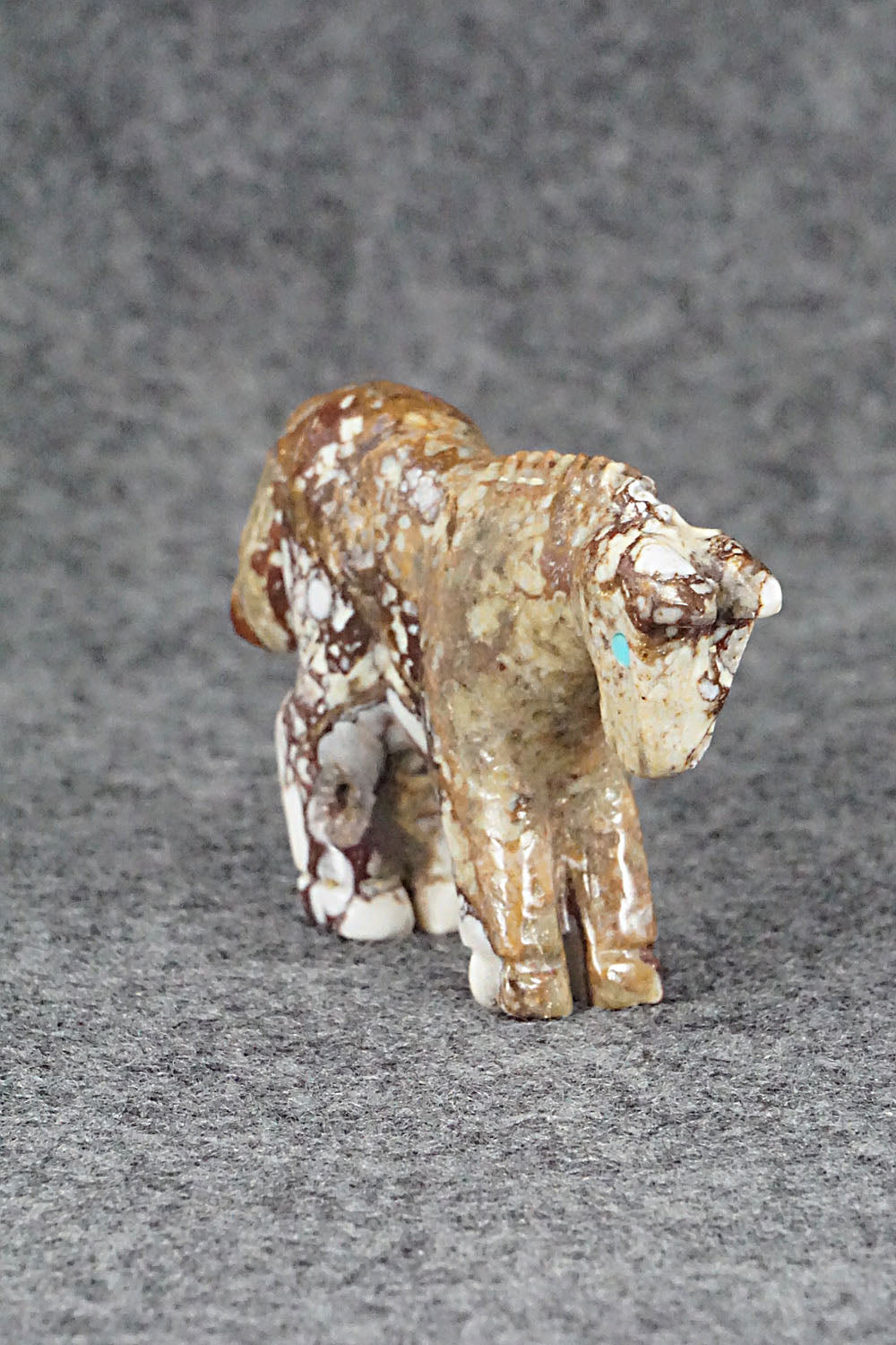 Horse Zuni Fetish Carving - Andres Quandelacy