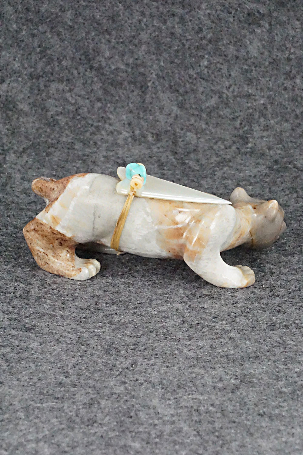 Mountain Lion Zuni Fetish Carving - Albert Eustace