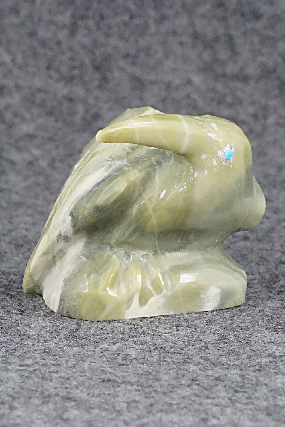 Hummingbird Zuni Fetish Carving - Derrick Kaamasee