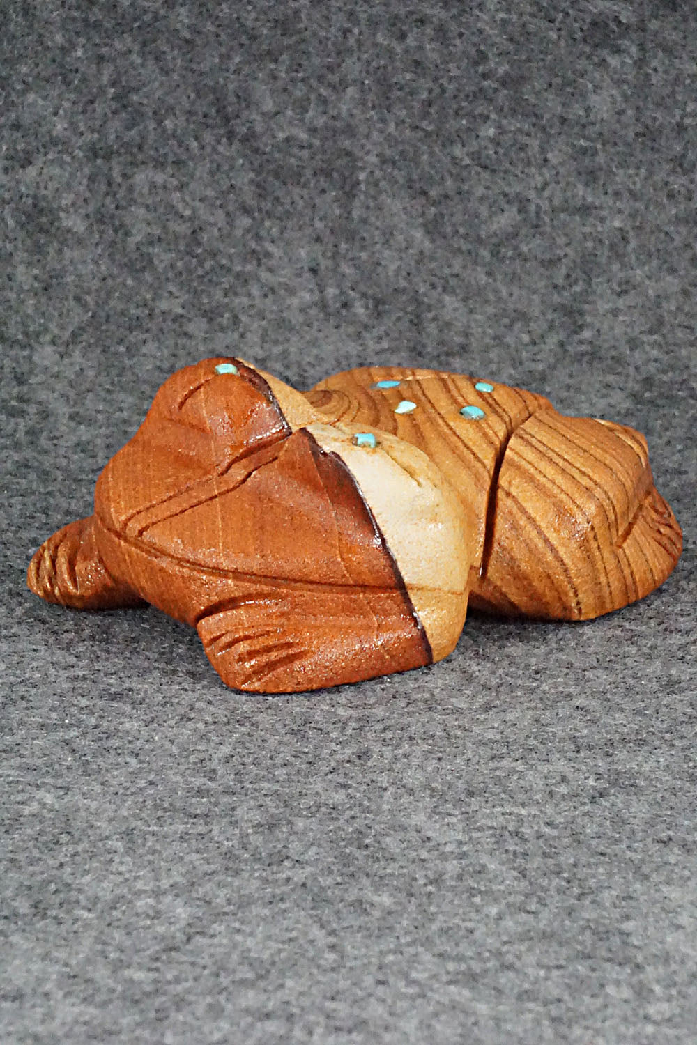Frog Zuni Fetish Carving - Louise Ponchuella