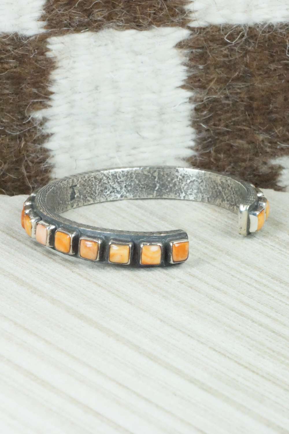 Spiny Oyster & Sterling Silver Bracelet - Ernest Rangel