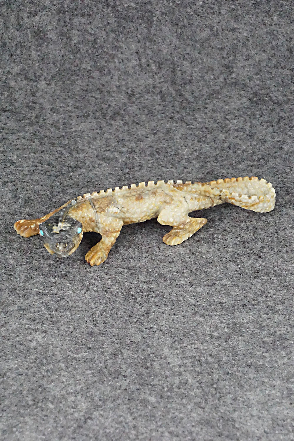 Lizard Zuni Fetish Carving - Lance Cheama