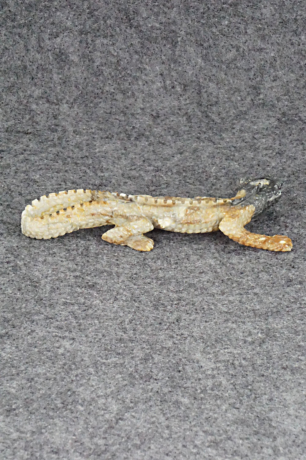 Lizard Zuni Fetish Carving - Lance Cheama