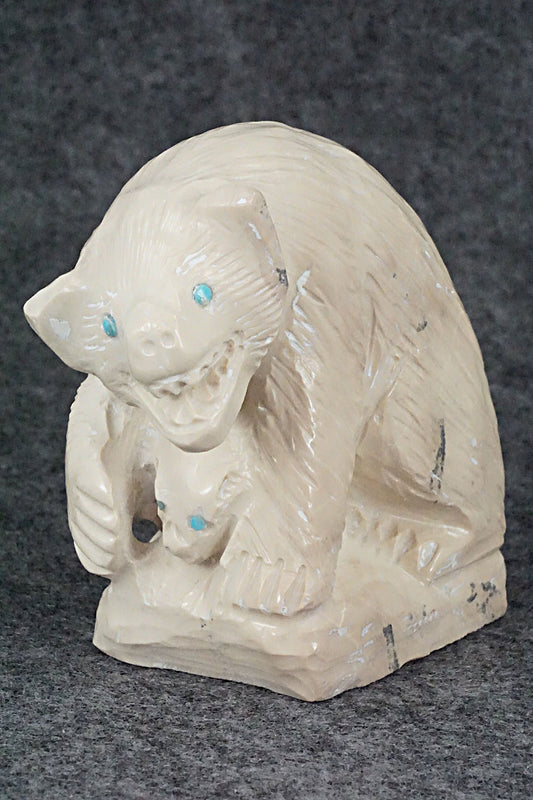 Wolverine Zuni Fetish Carving - Derrick Kaamasee