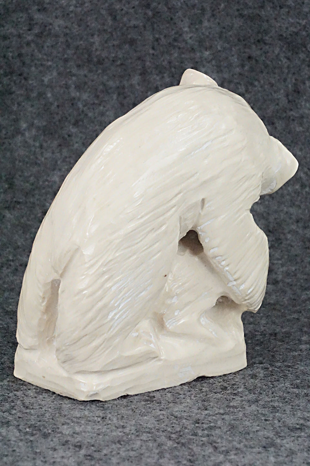 Wolverine Zuni Fetish Carving - Derrick Kaamasee