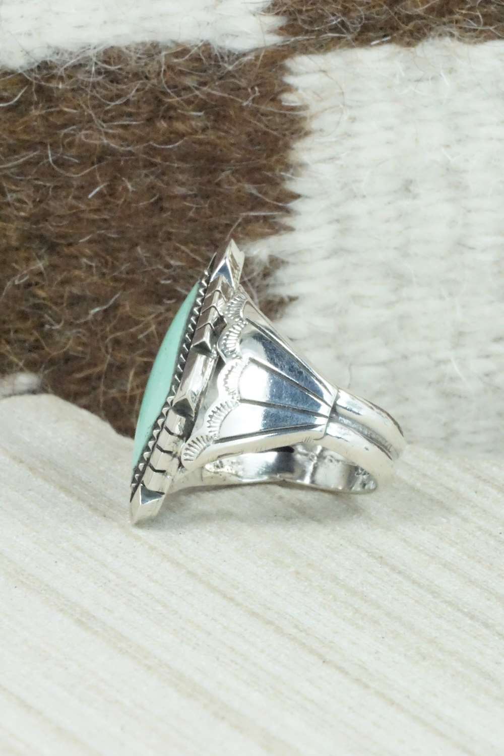 Turquoise & Sterling Silver Ring - Harold Becenti - Size 7.75