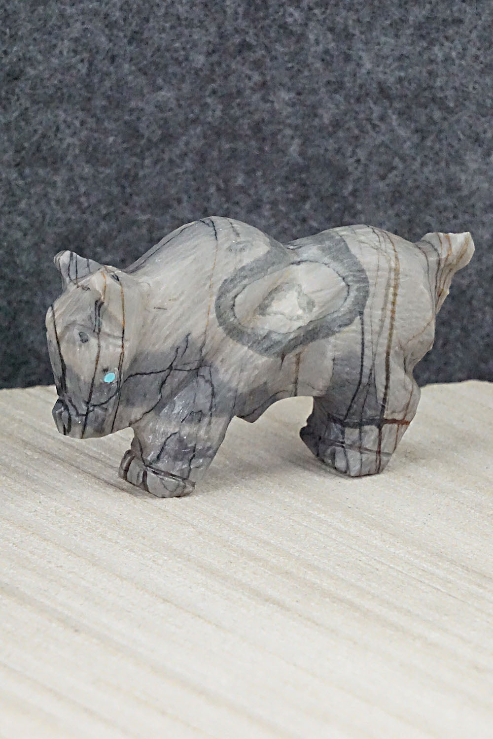 Buffalo Zuni Fetish Carving - Tony Mackel