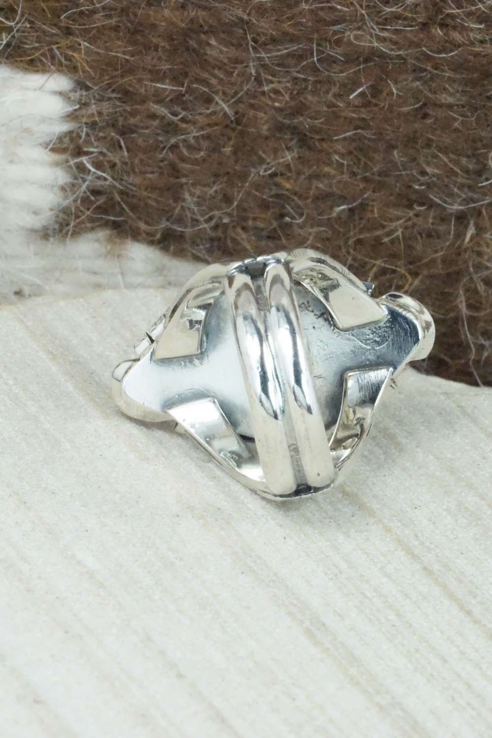 Turquoise & Sterling Silver Ring - Harold Becenti - Size 7.75