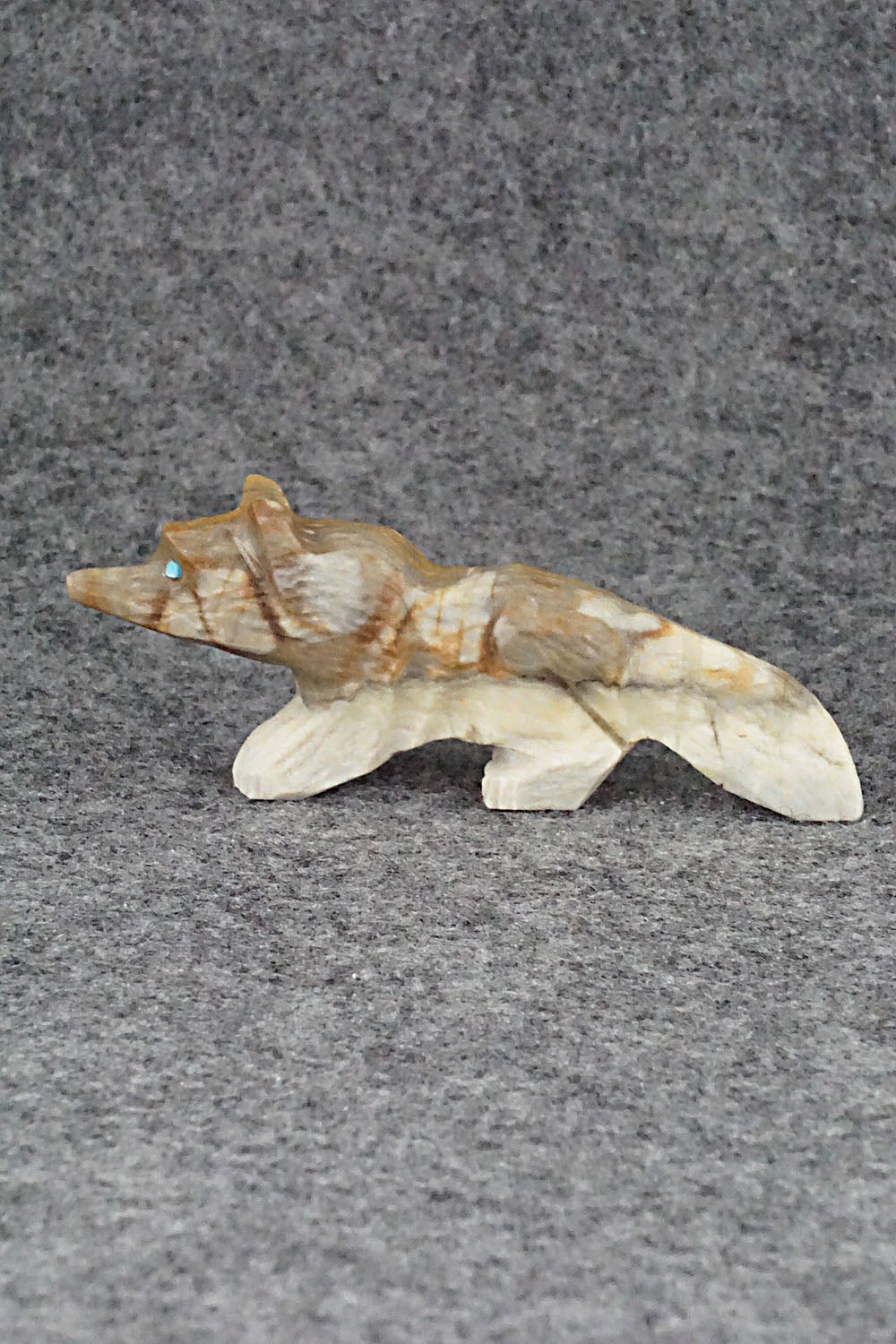 Wolf Zuni Fetish Carving - Tony Mackel