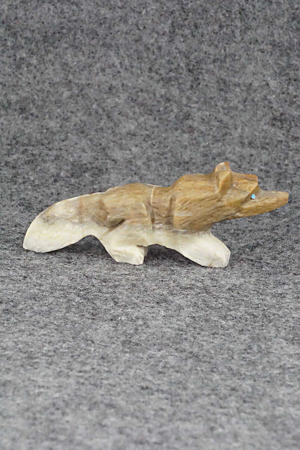 Wolf Zuni Fetish Carving - Tony Mackel