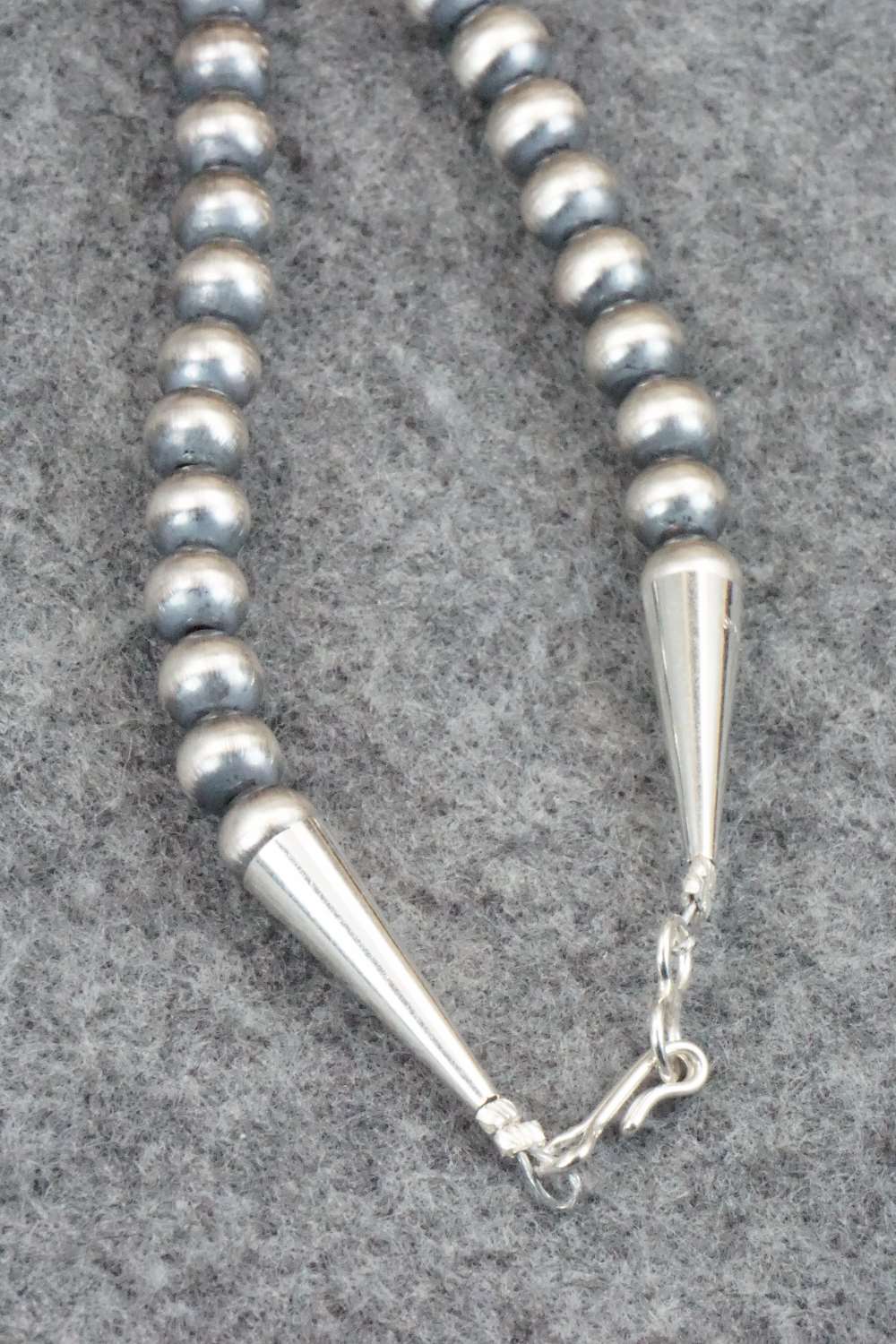 Turquoise, Spiny Oyster & Sterling Silver Necklace - Samuel Yellowhair