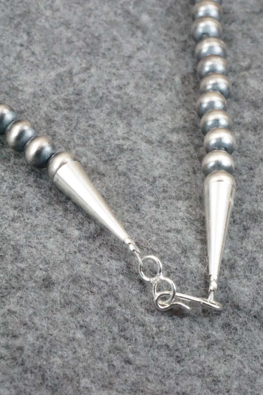Turquoise, Spiny Oyster & Sterling Silver Necklace - Samuel Yellowhair