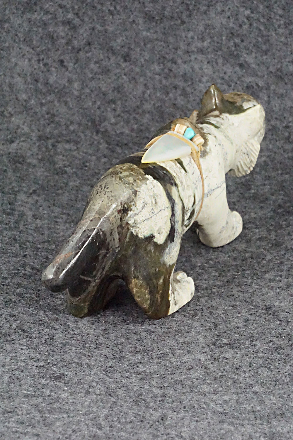 Bobcat Zuni Fetish Carving - Albert Eustace