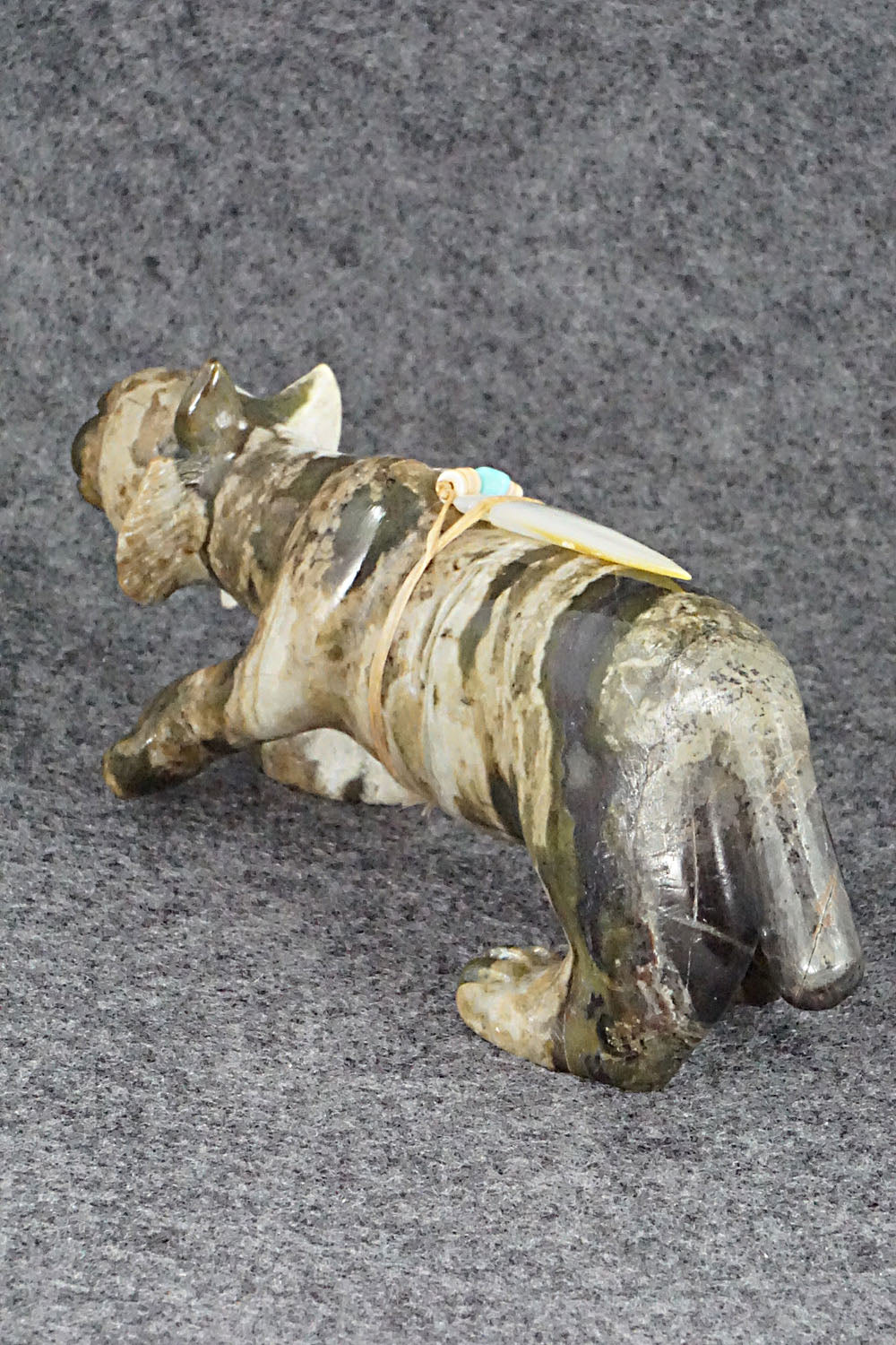 Bobcat Zuni Fetish Carving - Albert Eustace