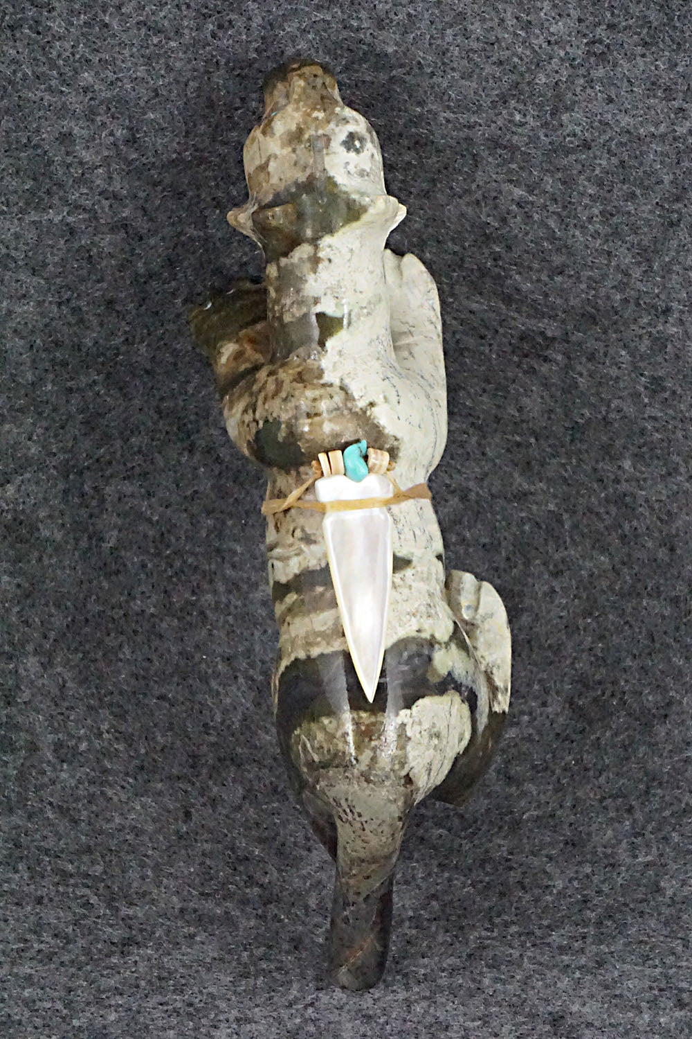 Bobcat Zuni Fetish Carving - Albert Eustace