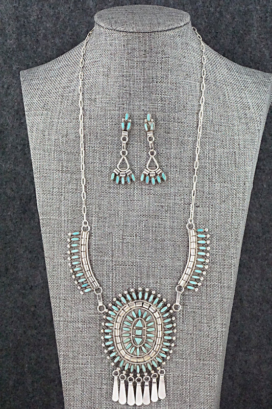 Turquoise & Sterling Silver Necklace and Earrings Set - Evonne Hustito