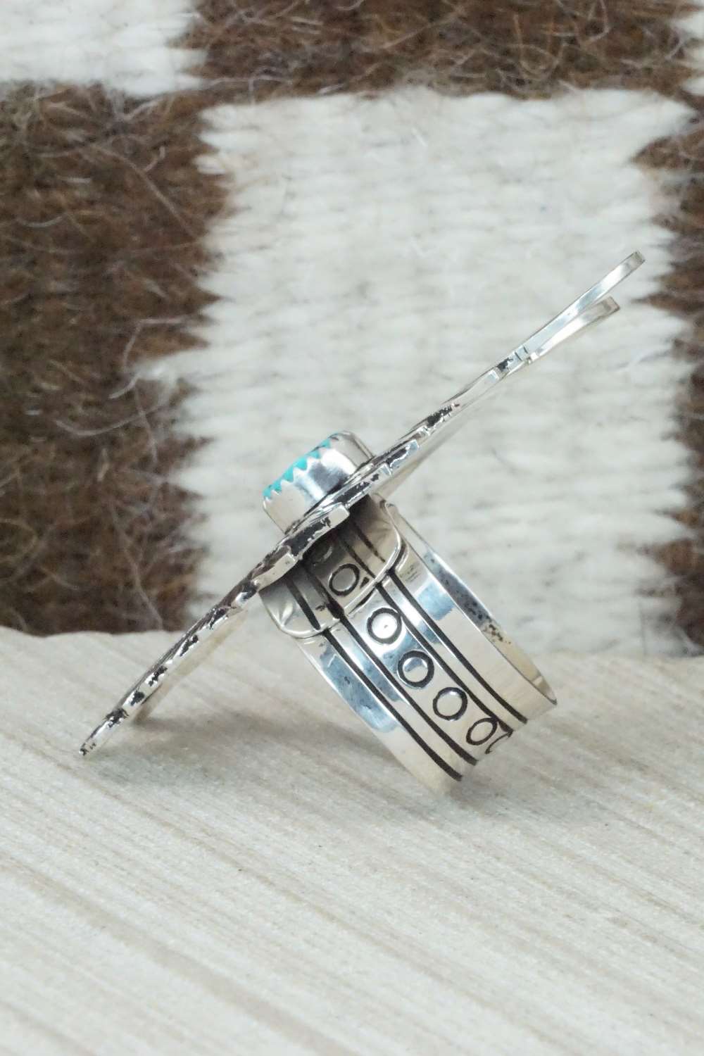 Turquoise & Sterling Silver Ring - Richard Singer - Size 8