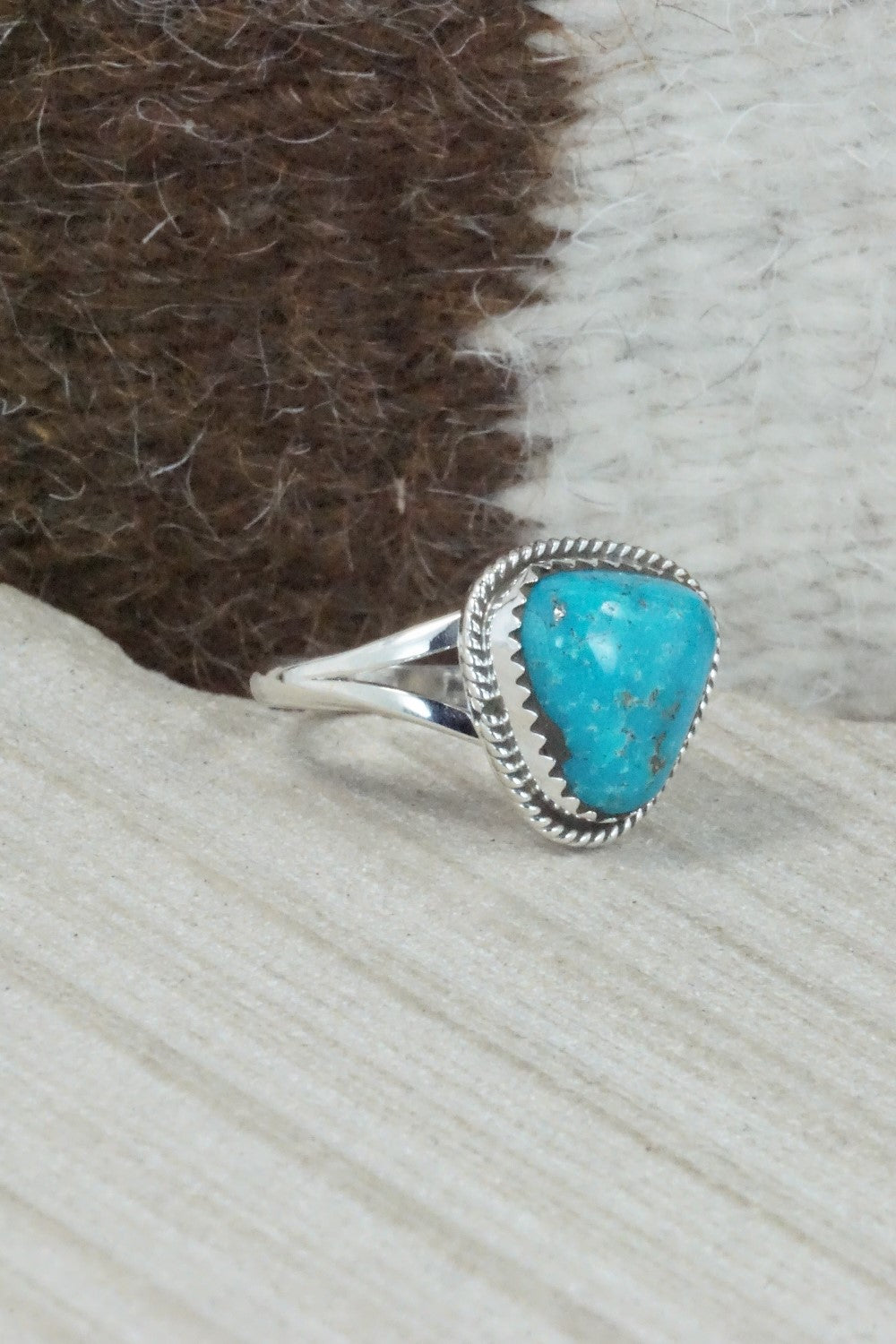Turquoise & Sterling Silver Ring - Jamie Saunders - Size 7.25