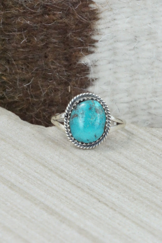 Turquoise & Sterling Silver Ring - Jamie Saunders - Size 9