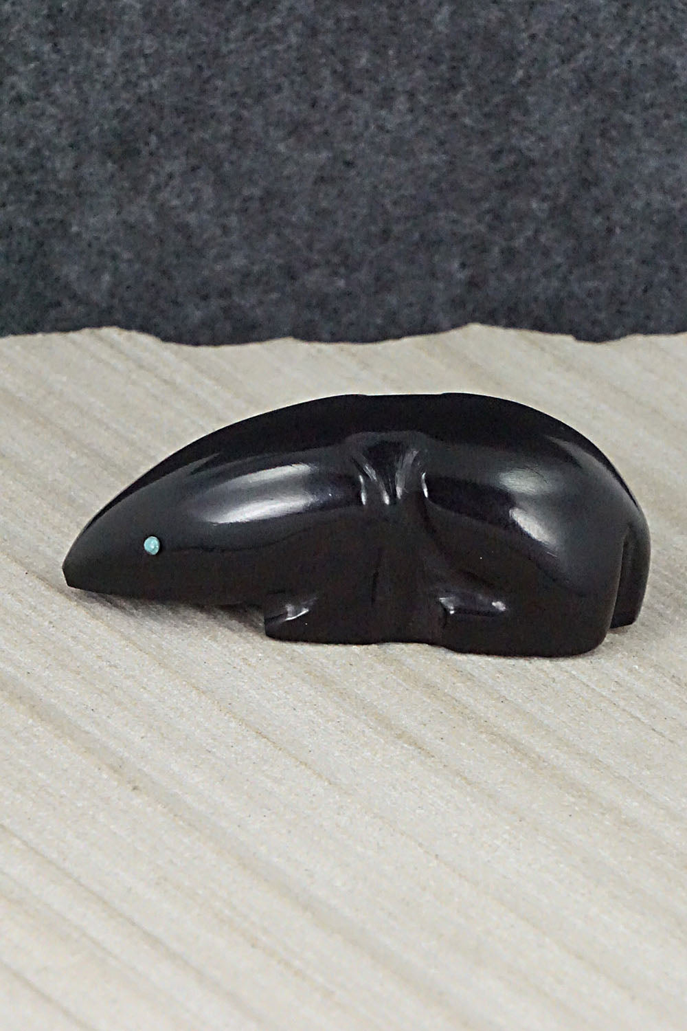 Mole Zuni Fetish Carving - Mike Tucson