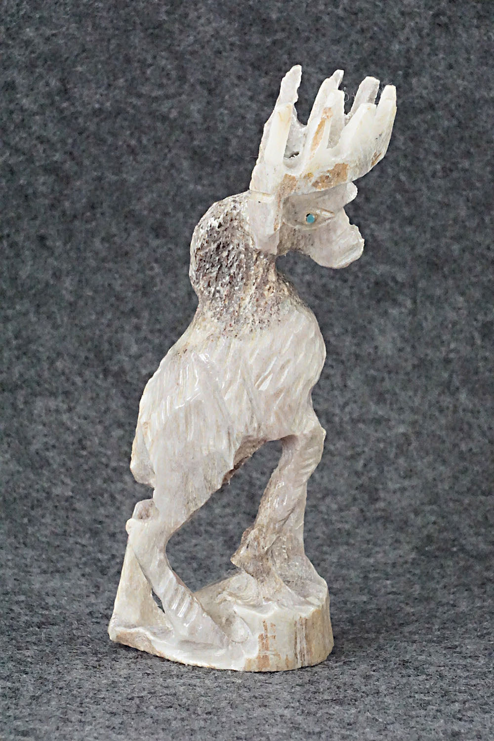 Deer Zuni Fetish Carving - Jerrold Lahaleon
