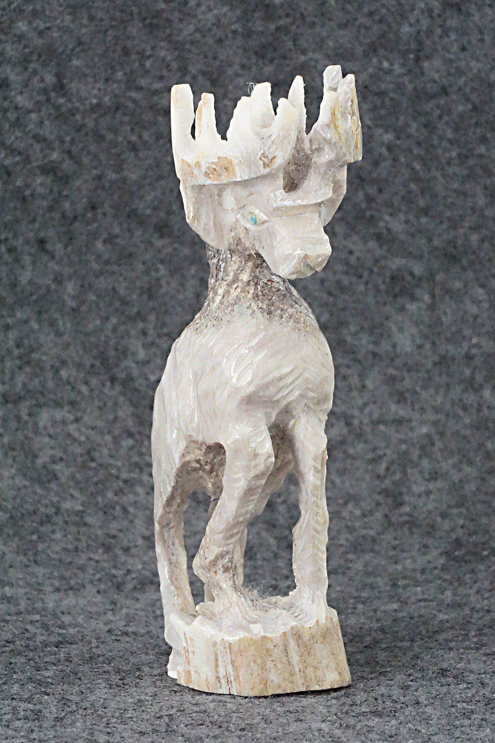 Deer Zuni Fetish Carving - Jerrold Lahaleon
