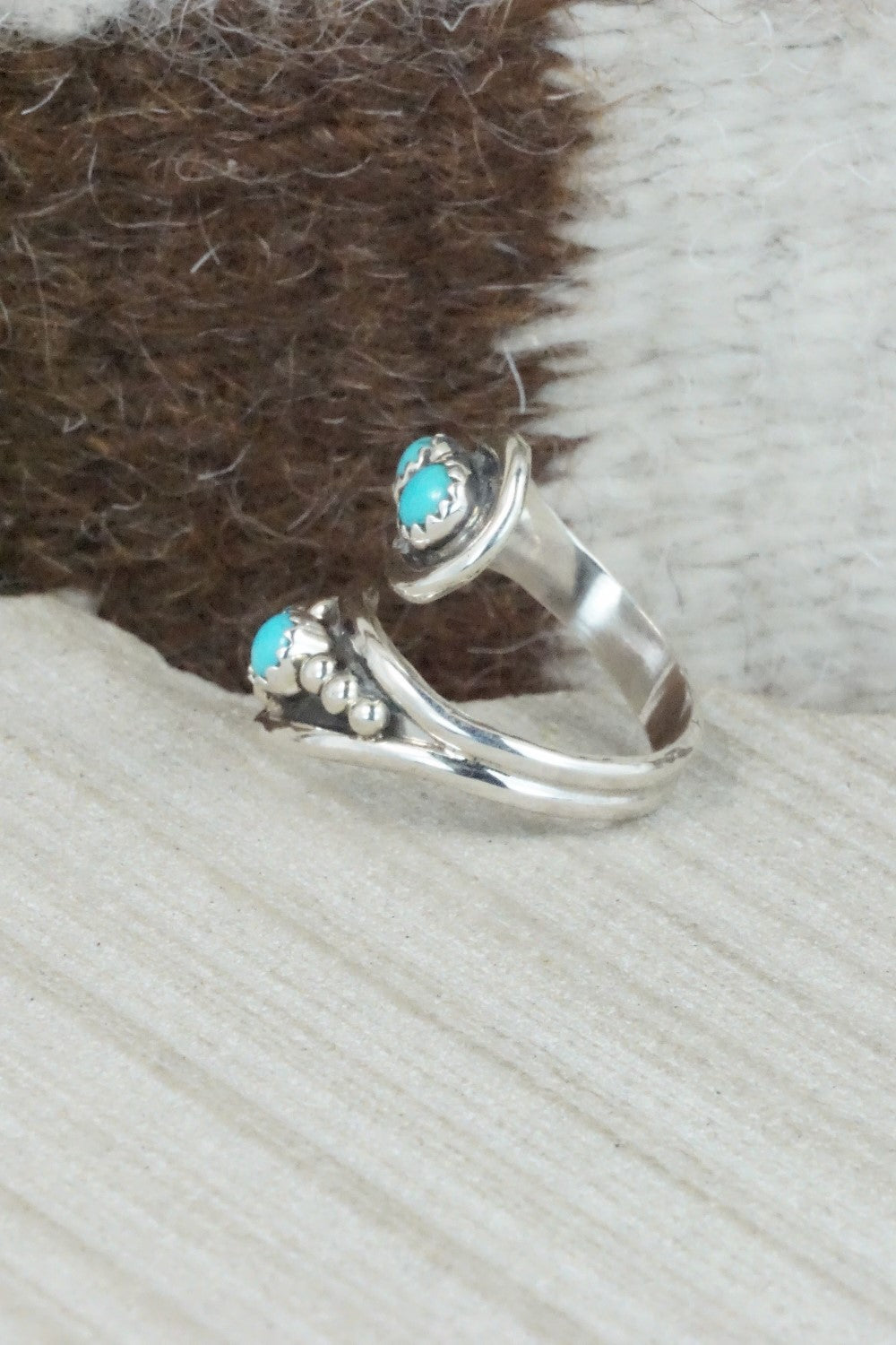 Turquoise & Sterling Silver Ring - Genevieve Francisco - Size 7.5