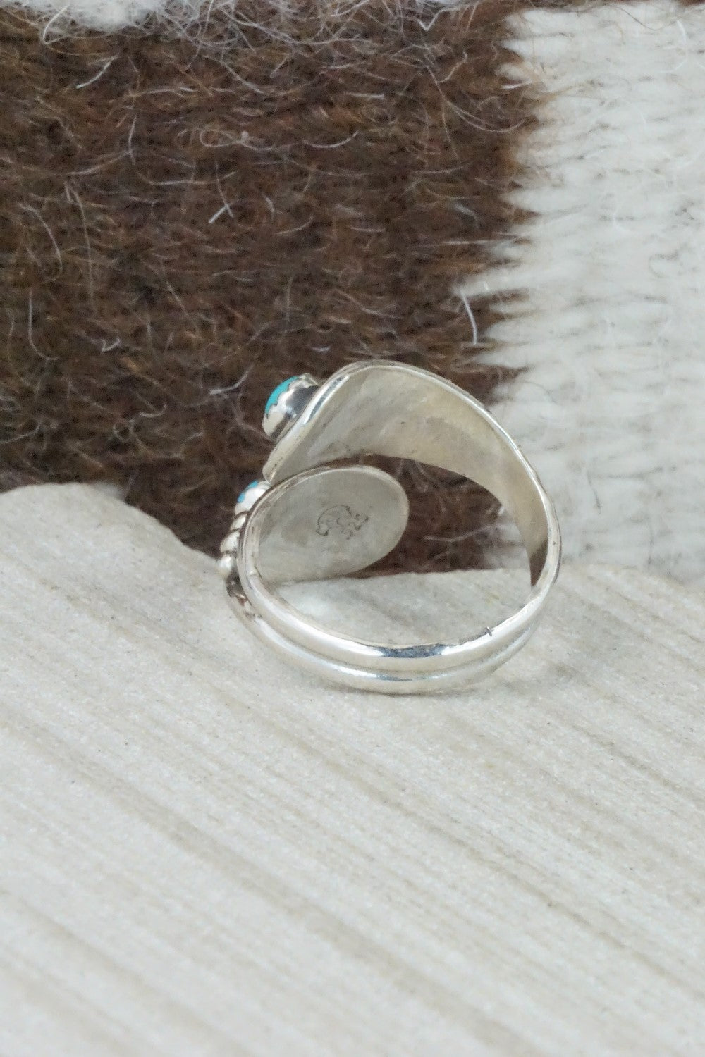 Turquoise & Sterling Silver Ring - Genevieve Francisco - Size 7.5