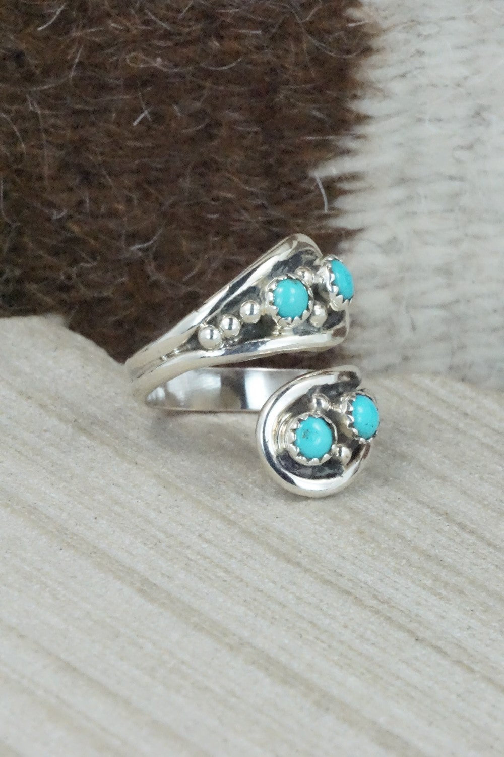 Turquoise & Sterling Silver Ring - Genevieve Francisco - Size 7.5