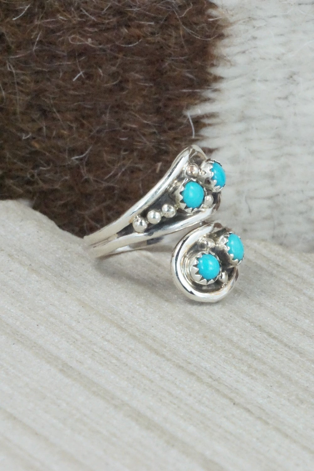 Turquoise & Sterling Silver Ring - Genevieve Francisco - Size 8